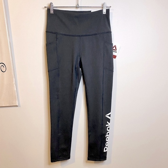 NWT Reebok Graphic High Rise Capri Performance Leggings Charcoal Gray Size Small - Picture 2 of 12